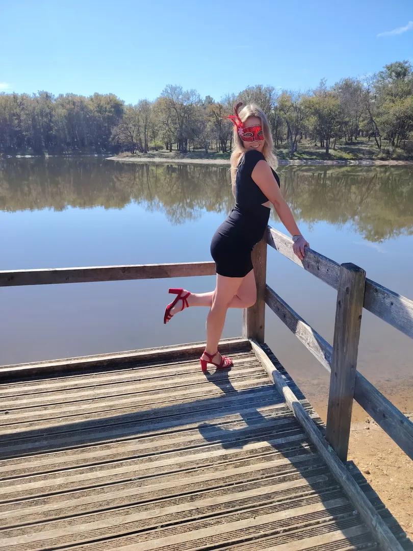 Blondy-girl
