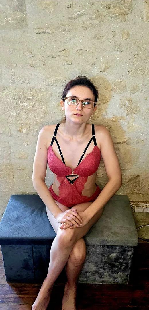 Nudebymarion