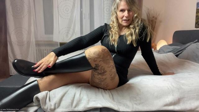 Are You My Rubber Boot Wanker