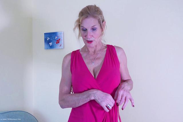 Molly's New Pink Dress